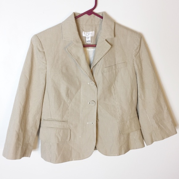 LOFT Jackets & Blazers - Loft Cream Stripped Classic Three Button Blazer B5